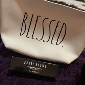 Bobbi brown luxe liquid lip w make up bag